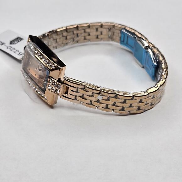 Montres Prestige X Invicta Women's Watch - 32mm, Rose Gold (MPW-0229) Bracelet - Picture 9 of 12